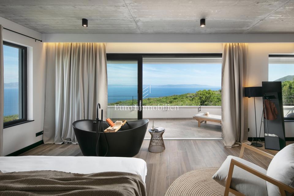 Istra - Luksuzna vila s panoramskim pogledom na morje