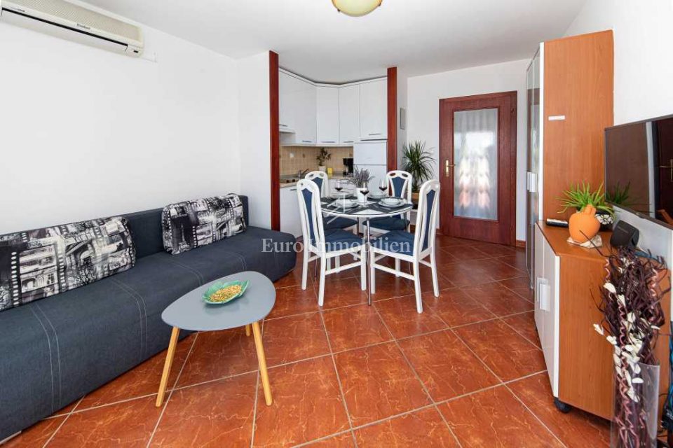 Hiša s tremi apartmaji na top lokaciji