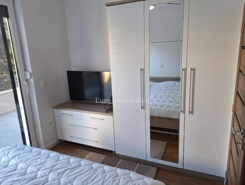 Otok Pag - opremljeno stanovanje, druga vrsta do morja