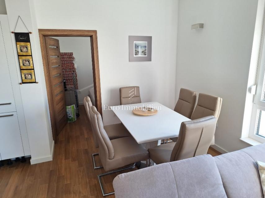 Otok Pag - opremljeno stanovanje, druga vrsta do morja