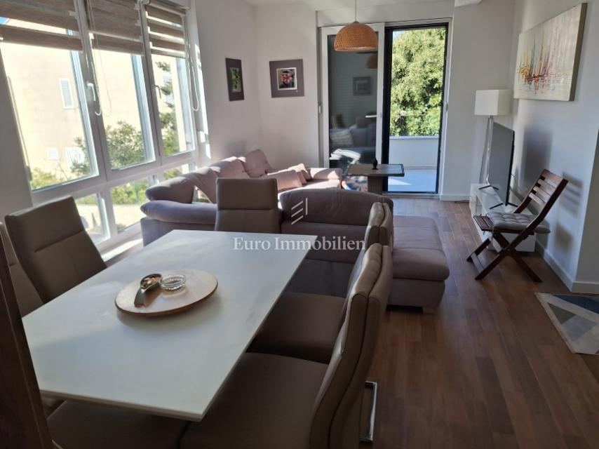 Otok Pag - opremljeno stanovanje, druga vrsta do morja