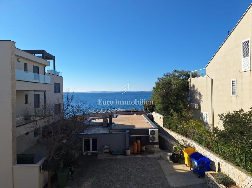 Otok Pag - opremljeno stanovanje, druga vrsta do morja