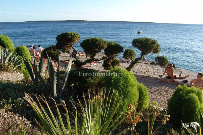 Penthouse s prostorno teraso in pogledom na morje - otok Pag