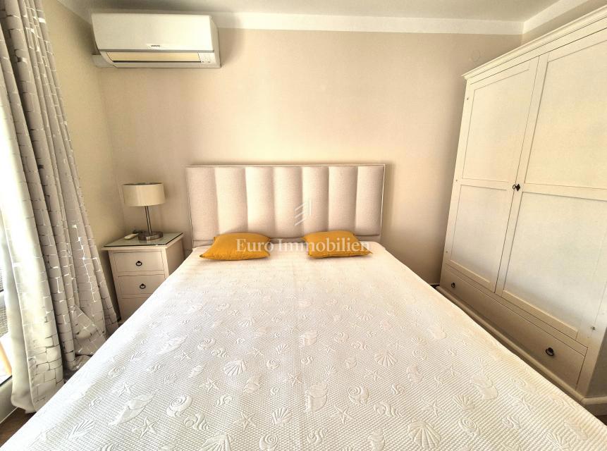 Malinska, opremljeno stanovanje z dvema spalnicama