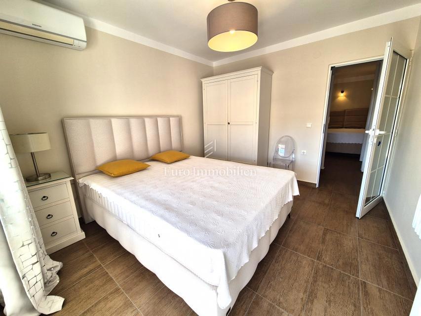 Malinska, opremljeno stanovanje z dvema spalnicama