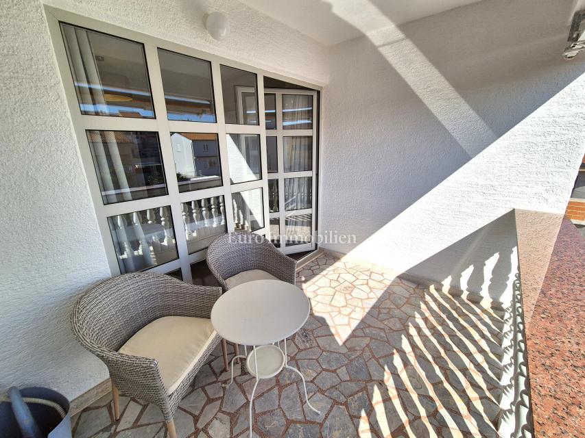 Malinska, opremljeno stanovanje z dvema spalnicama