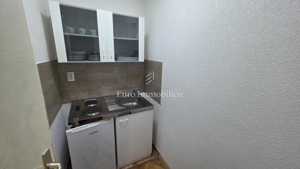 Hiša v središču mesta, 100 m od morja - Crikvenica