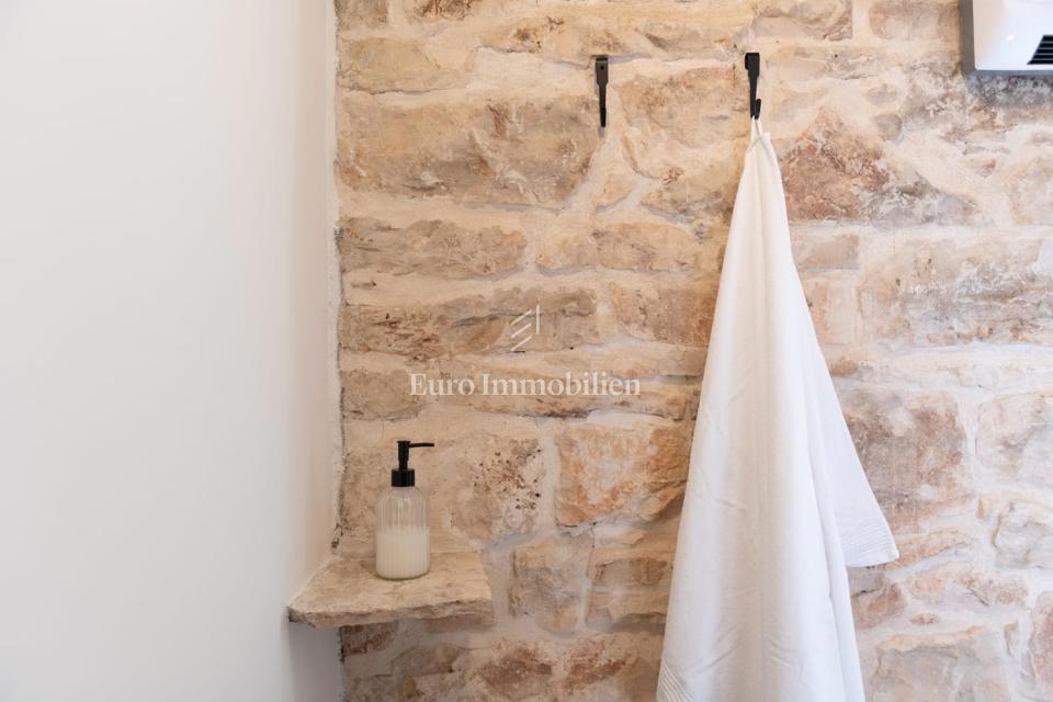 Očarljiva kamnita hiša v bližini Svetvinčenta