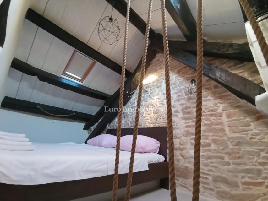 Očarljiva kamnita hiša v bližini Svetvinčenta