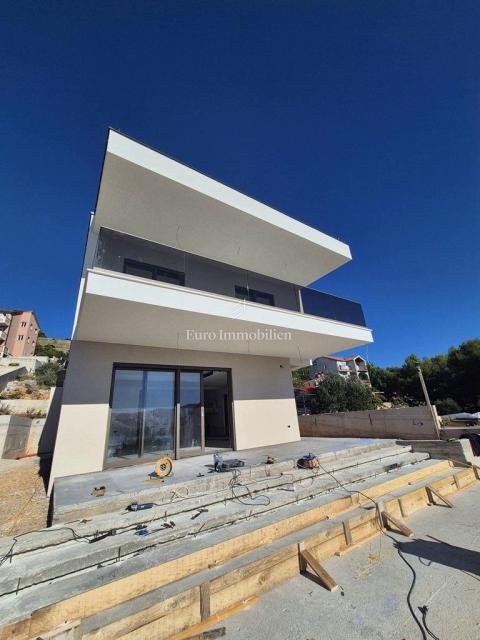 Žaborić, Šibenik – Vila z bazenom in pogledom na morje