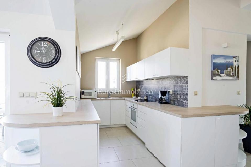 Čudovit apartma s pogledom na morje, Malinska - otok Krk