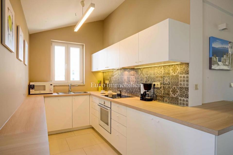 Čudovit apartma s pogledom na morje, Malinska - otok Krk