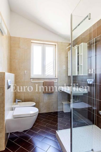 Čudovit apartma s pogledom na morje, Malinska - otok Krk