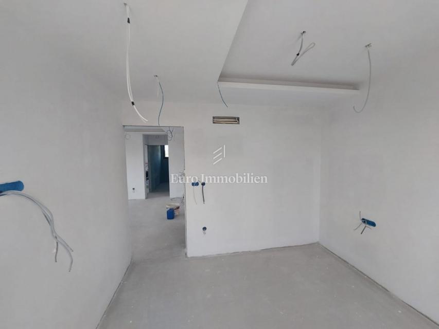 Moderna vila z bazenom in pogledom na morje - Jezera