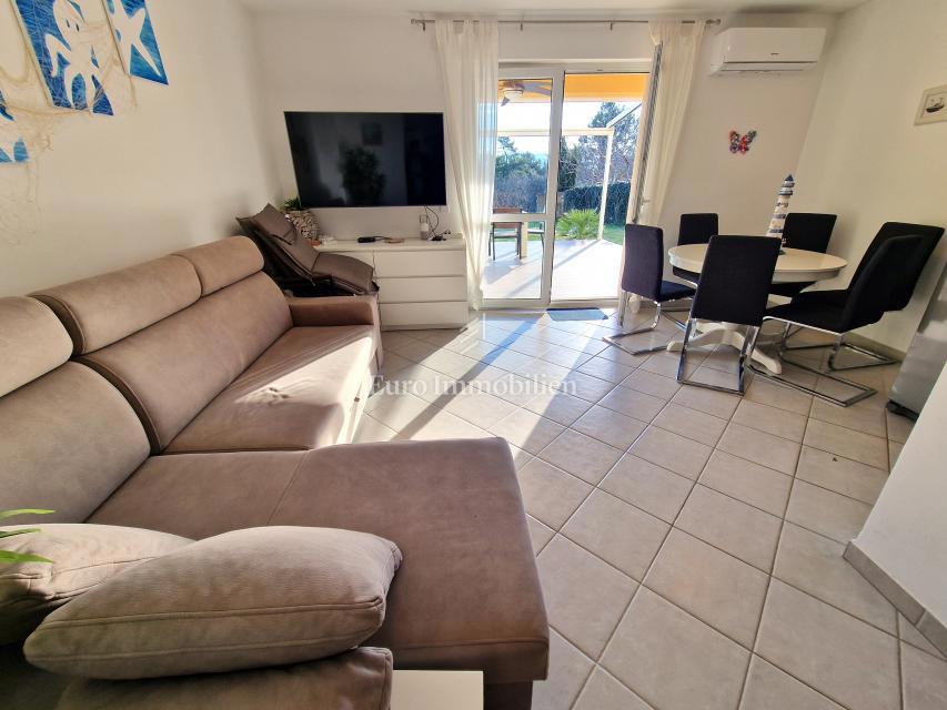 Apartma v pritličju s pogledom na morje - zaliv Soline