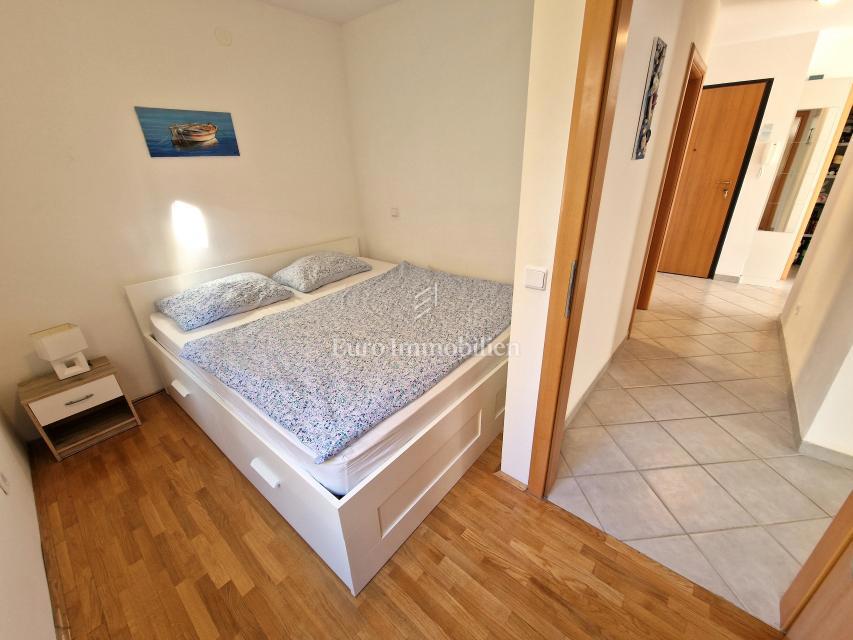 Apartma v pritličju s pogledom na morje - zaliv Soline