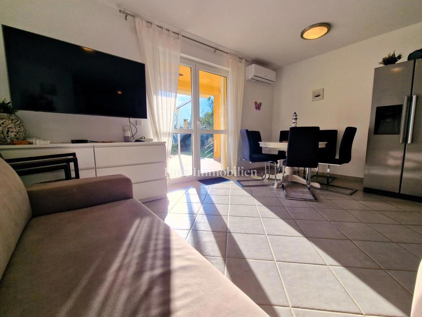 Apartma v pritličju s pogledom na morje - zaliv Soline