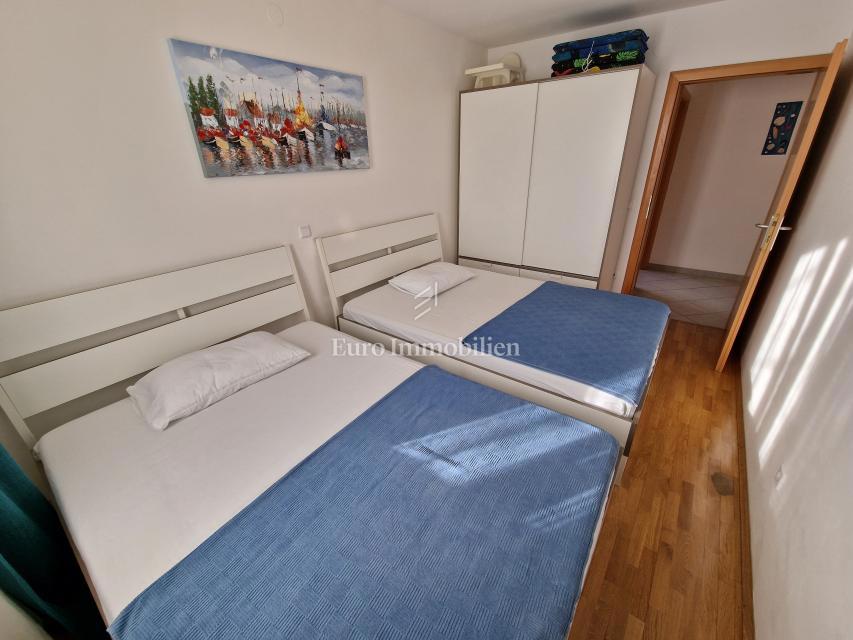 Apartma v pritličju s pogledom na morje - zaliv Soline