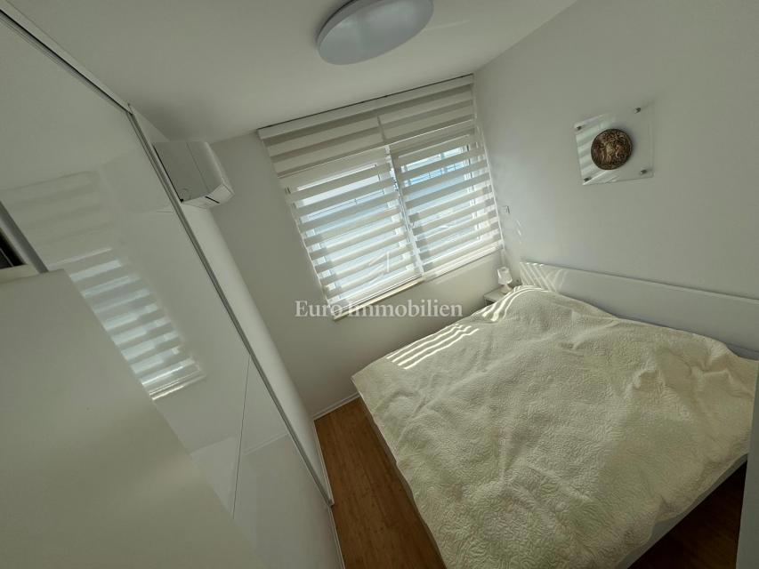 Povljana, Pag - apartma prva vrsta do morja