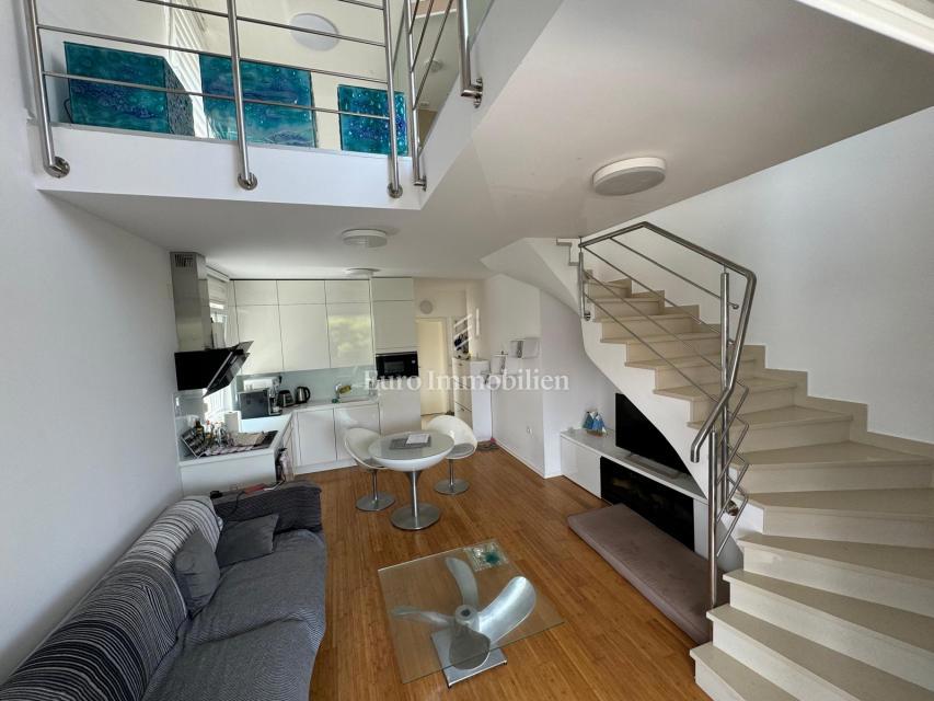 Povljana, Pag - apartma prva vrsta do morja