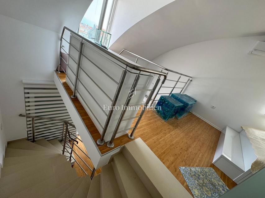 Povljana, Pag - apartma prva vrsta do morja