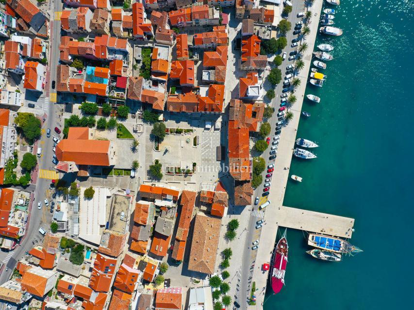 Makarska - stanovanje na rivi!