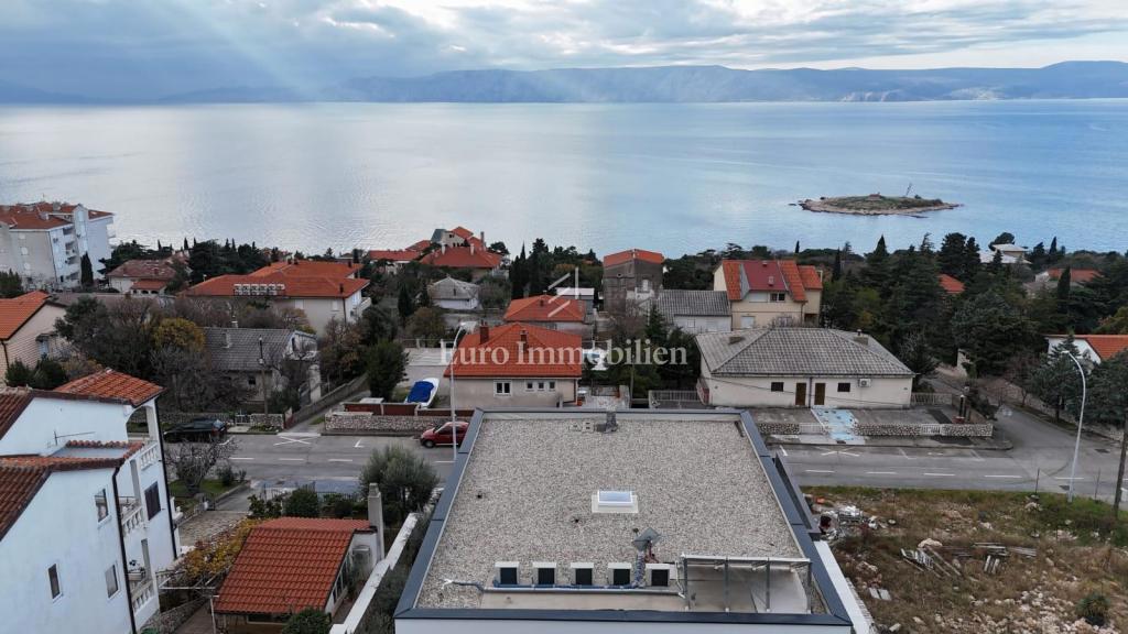 Moderna novogradnja v bližini plaže in centra mesta