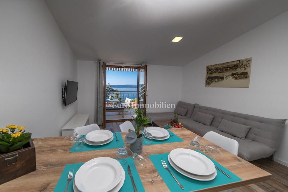 Crni mol apartma 50m od morja