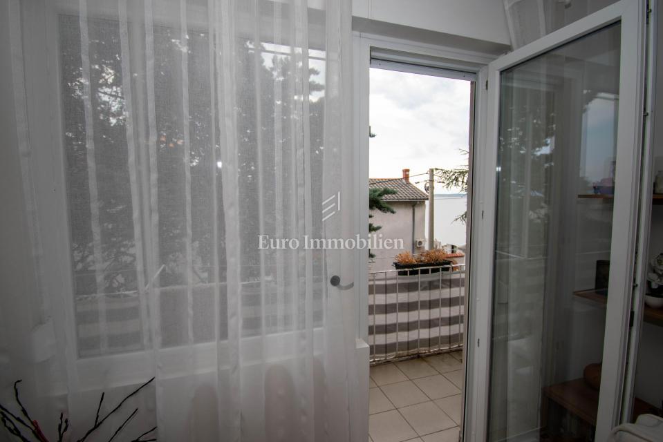 Crikvenica - prenovljen apartma v prvem nadstropju