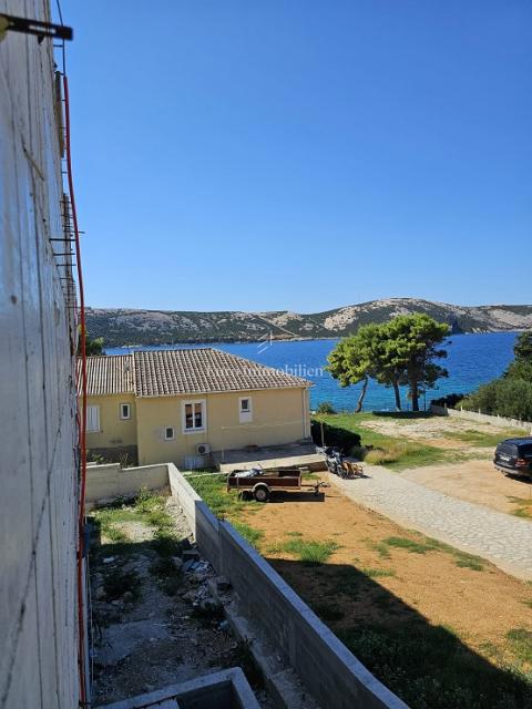 Stara Novalja - apartma ob morju