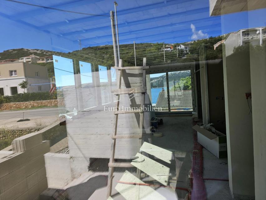 Stara Novalja - apartma ob morju