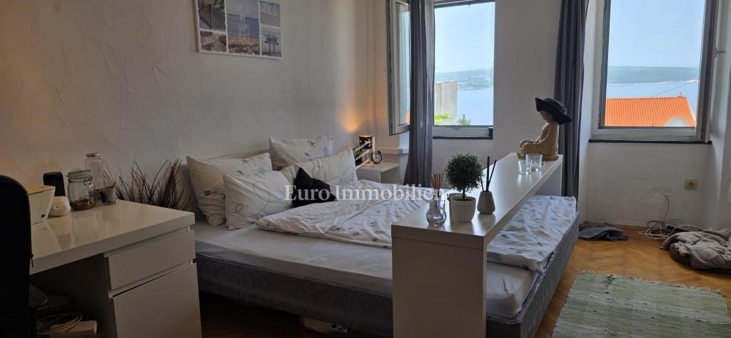 Crikvenica, vrstna hiša na odlični lokaciji