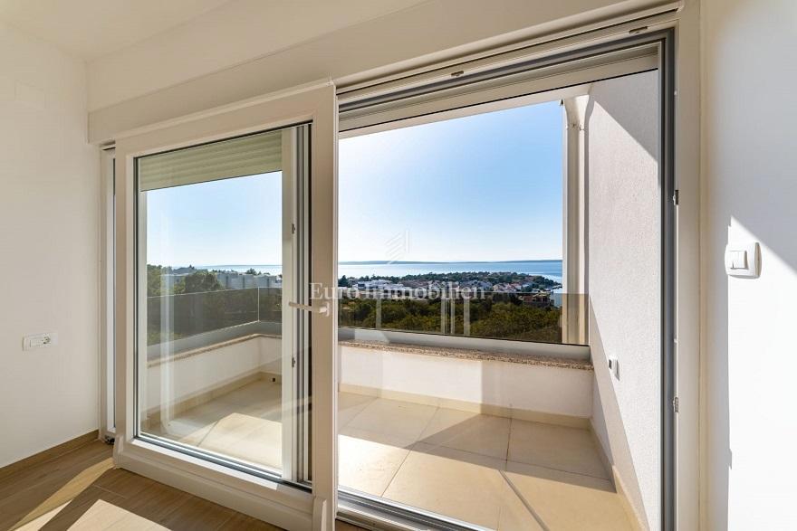 Šimuni, Pag - apartma z vrtom in pogledom na morje