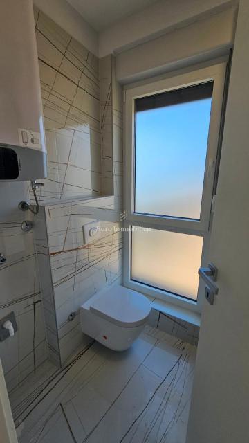 Novalja - novogradnja penthousea