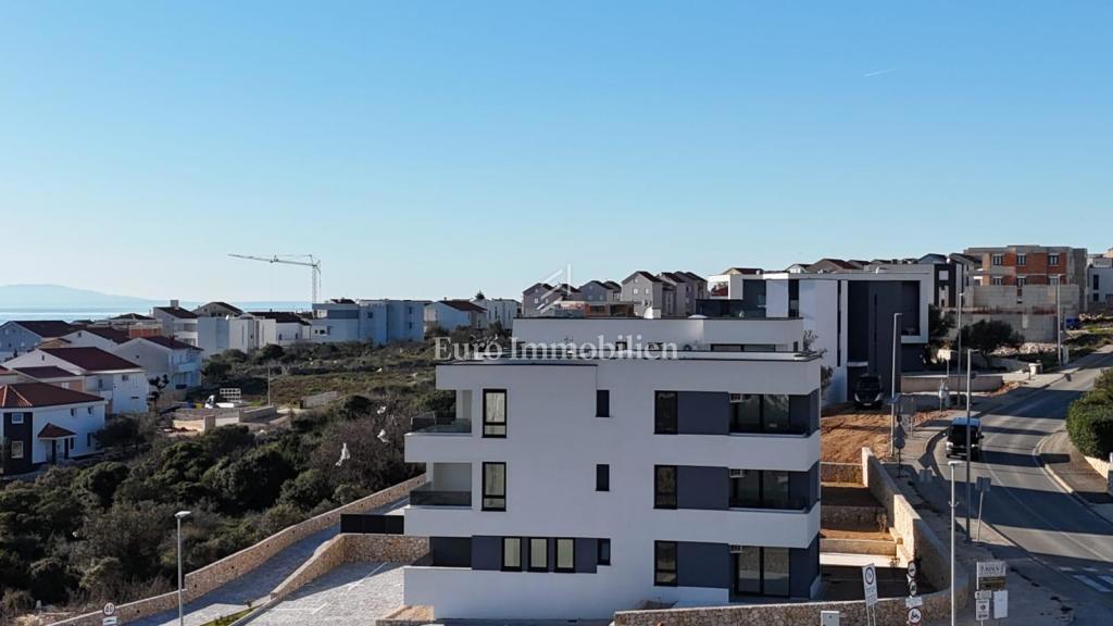 Novalja - novogradnja penthousea