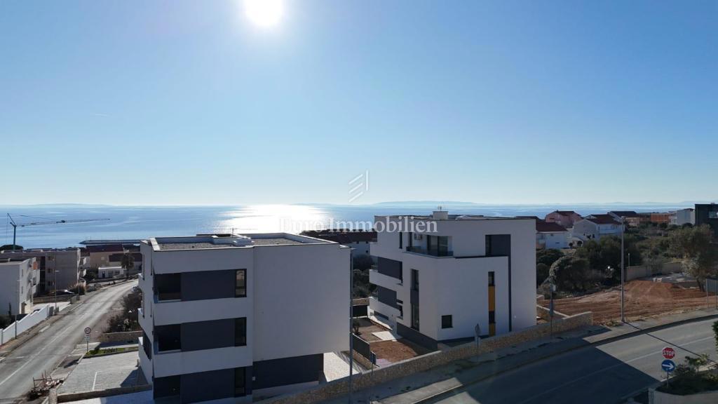 Novalja - novogradnja penthousea