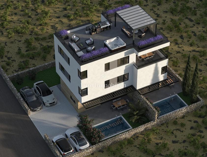 Apartma z bazenom, vrtom in strešno teraso