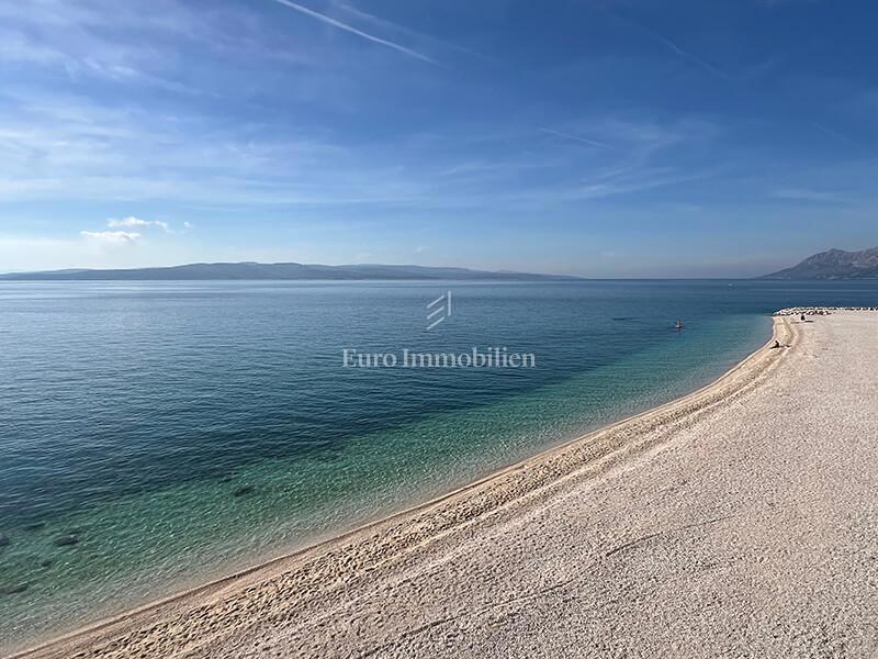 Baška Voda - gradbeno zemljišče