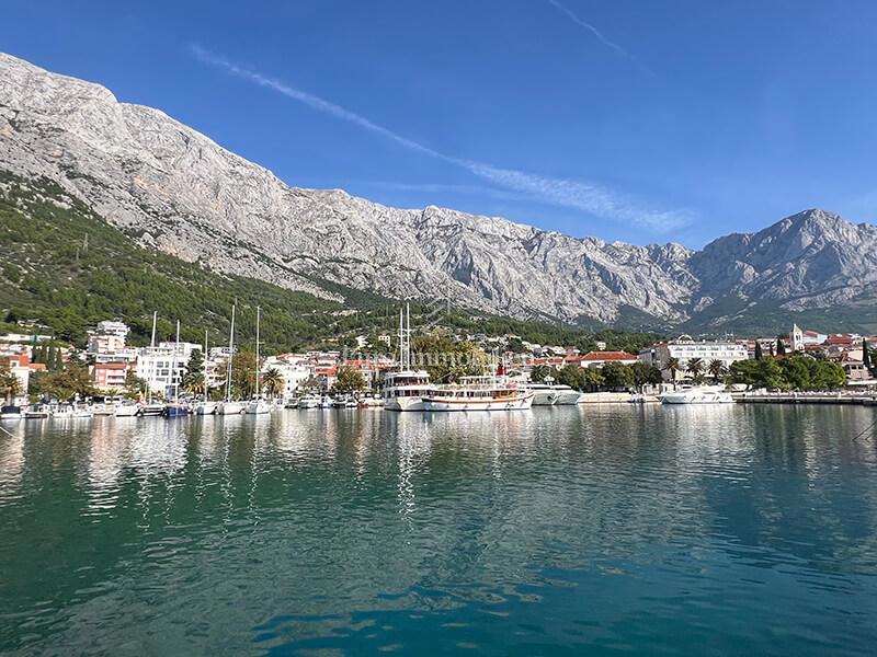 Baška Voda - gradbeno zemljišče