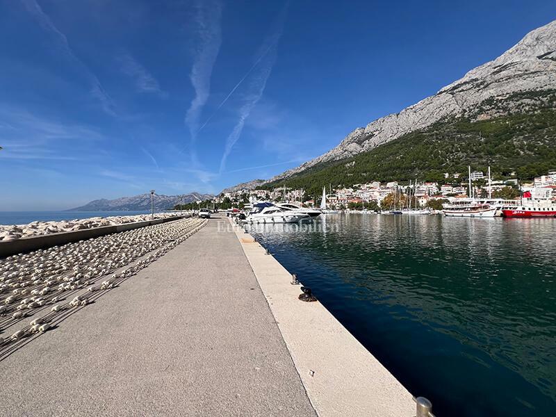 Baška Voda - gradbeno zemljišče