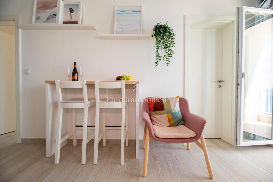 Pag, Povljana, Stanovanje v prvi vrsti ob morju