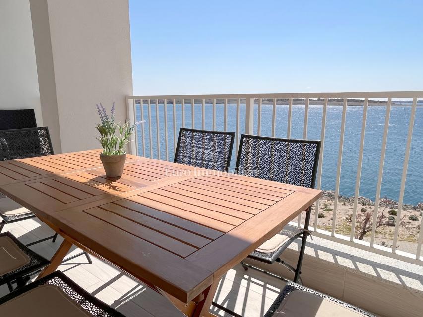 Pag, Povljana, Stanovanje v prvi vrsti ob morju