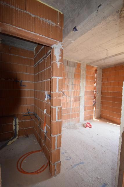 Vodice, Stanovanje SJ6 v 2. nadstropju blizu plaže