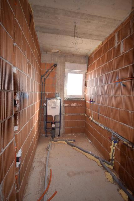 Vodice, Stanovanje SJ6 v 2. nadstropju blizu plaže