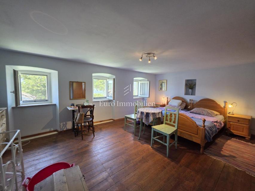 Zaledje Crikvenice, Prenovljena Hiša