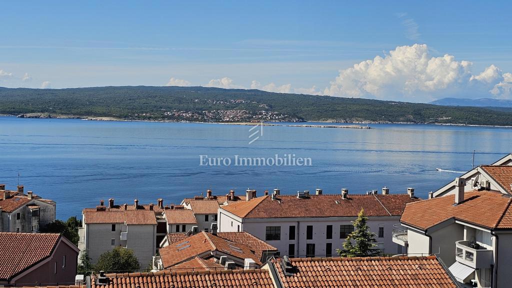 Crikvenica, Opremljeno stanovanje s panoramskim pogledom na morje