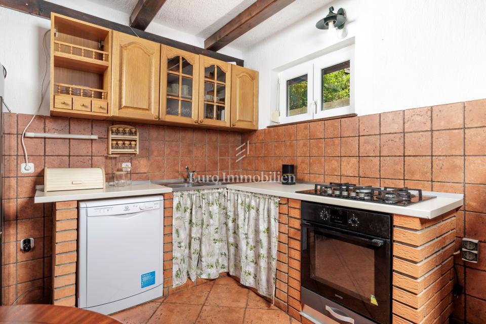 Edinstvena Posest z Bazenom v Naravnem Parku