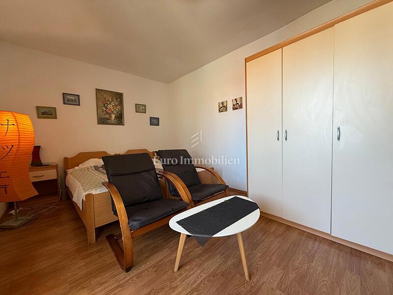 Dvosobno stanovanje v centru Makarske, blizu morja