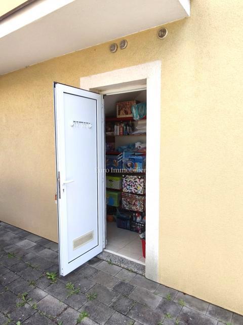 Dvosobno stanovanje v Krku blizu morja