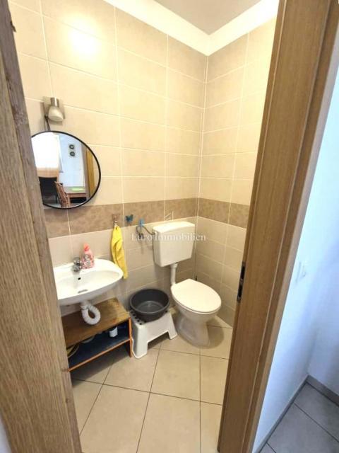 Dvosobno stanovanje v Krku blizu morja